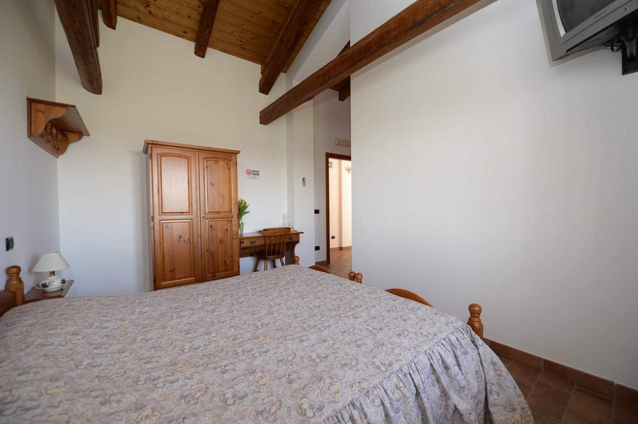 Agriturismo Le Oche Selvatiche Lauzacco Eksteriør billede