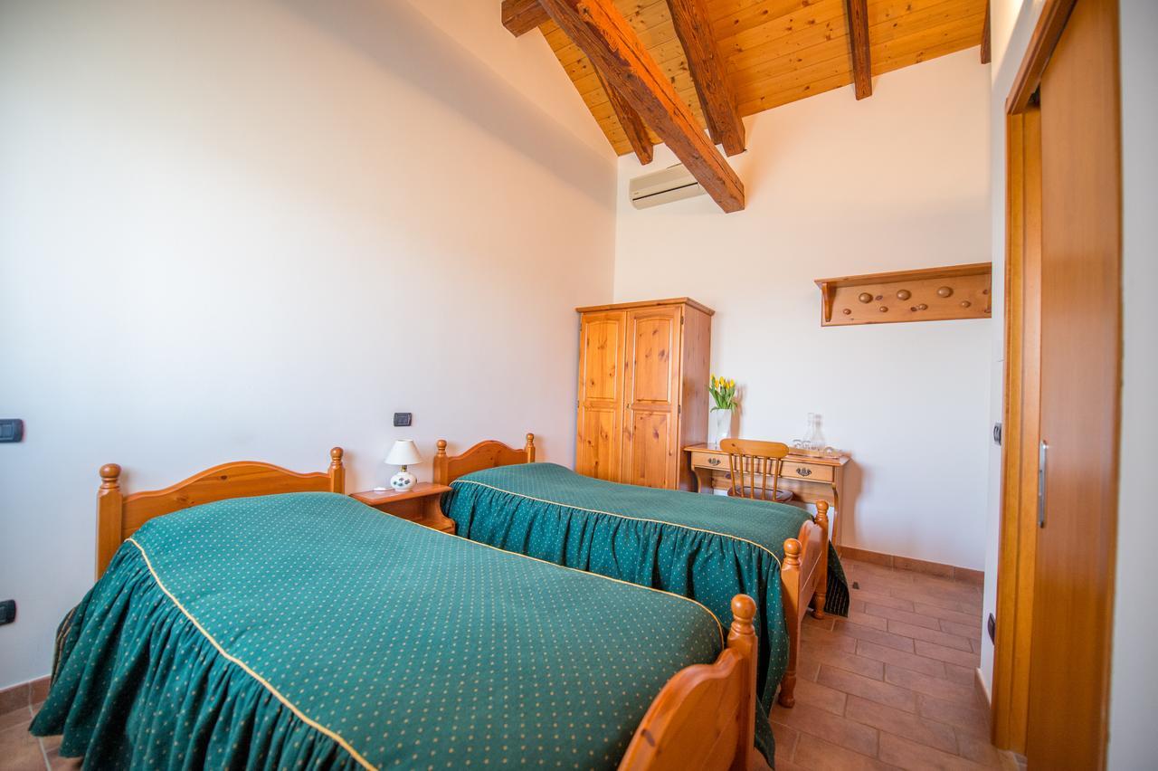 Agriturismo Le Oche Selvatiche Lauzacco Eksteriør billede