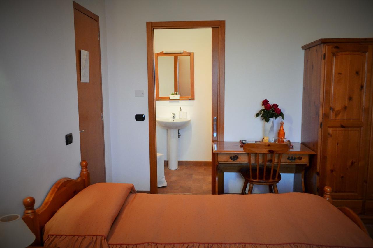 Agriturismo Le Oche Selvatiche Lauzacco Eksteriør billede