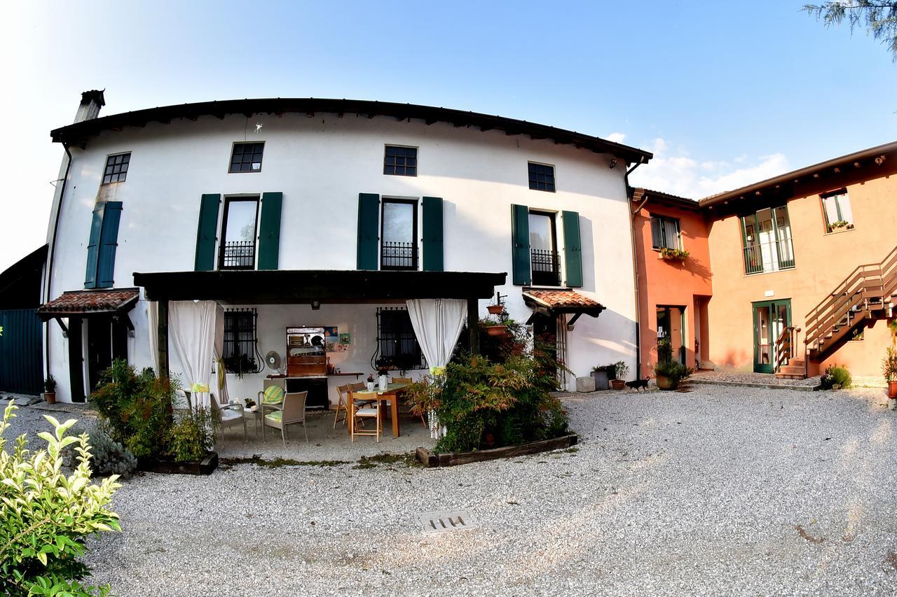 Agriturismo Le Oche Selvatiche Lauzacco Eksteriør billede