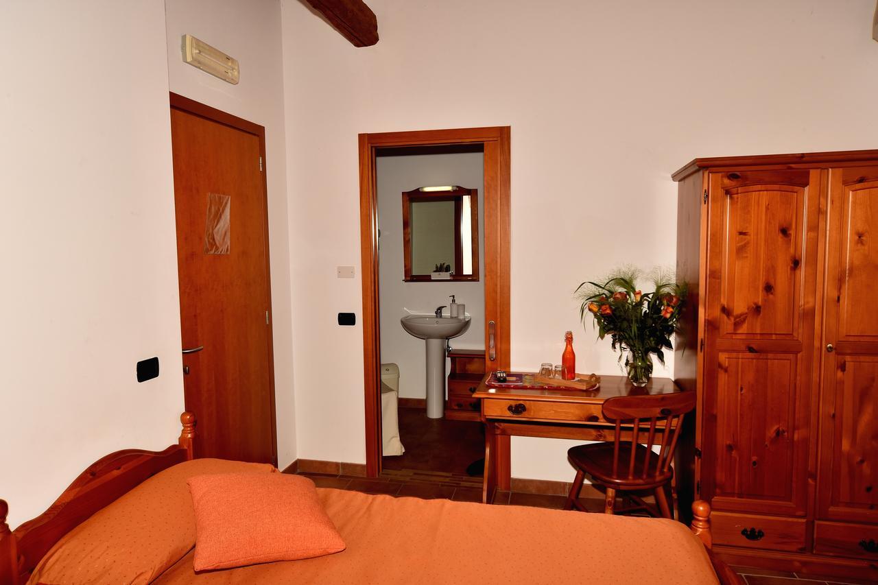 Agriturismo Le Oche Selvatiche Lauzacco Eksteriør billede