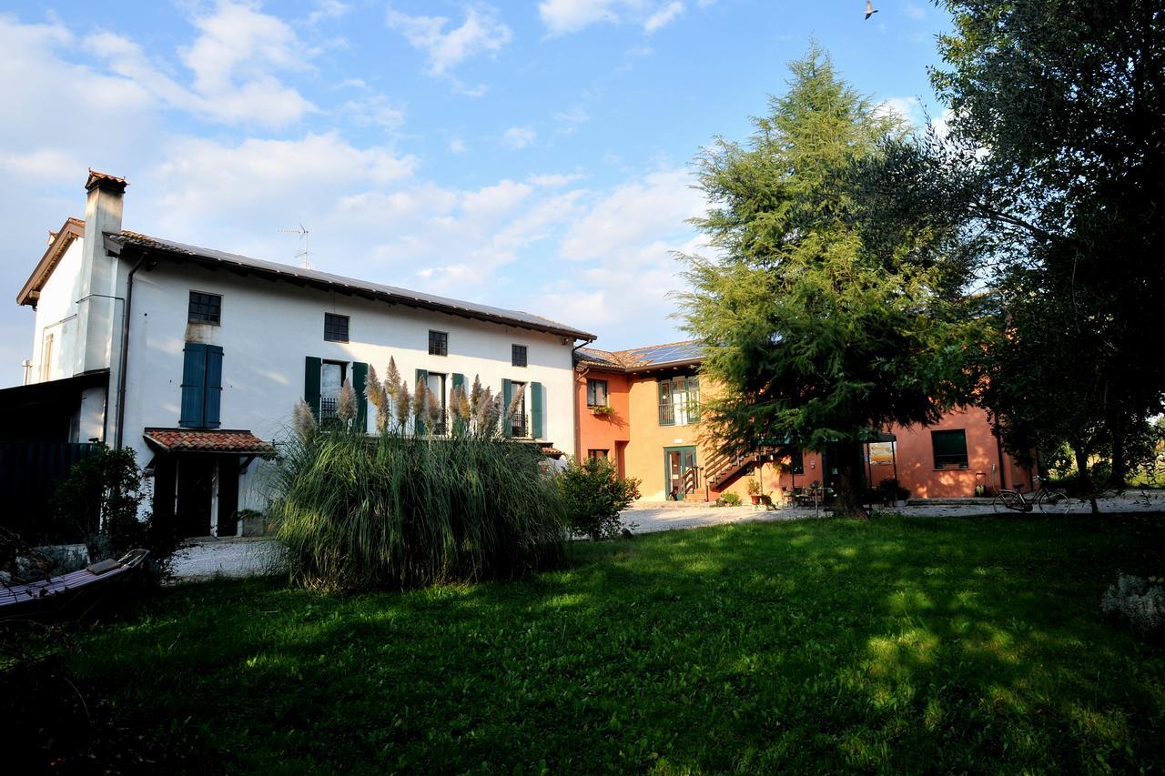 Agriturismo Le Oche Selvatiche Lauzacco Eksteriør billede